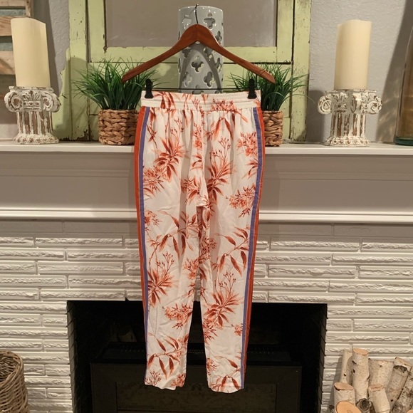 Joie QUISY Orange and White Leaf Print Tropical Cropped Pants XS Striped Sides - Picture 7 of 7
